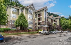 2000 Olde Eastwood Village Boulevard, Asheville, NC 28803