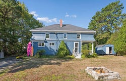 11 Gomez Road, Phippsburg, ME 04562