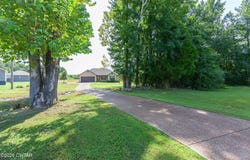 110 Fieldcrest Cove, Henderson, TN 38340
