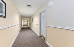 4 Crestview Cir, Londonderry, NH 03053