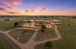 887 HCR 3110 N, Abbott, TX 76621