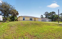 5008 S OBISPO Circle, LABELLE, FL 33935