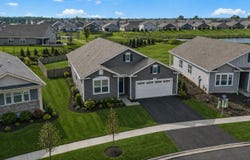 927 Plateau Drive, Pingree Grove, IL 60140