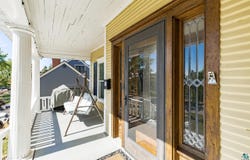 2515 E 6th St, Duluth, MN 55812
