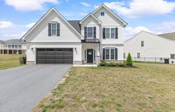 2228 Foxfield Ln, Salem, VA 24153