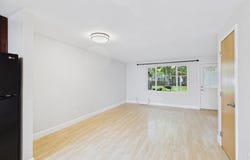 1706 AVALON Way, HoodRiver, OR 97031