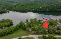 165 Edgewater Circle, Forsyth, MO 65653