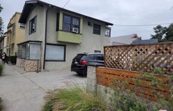 702 CEDAR Ave, LONG BEACH, CA 90813