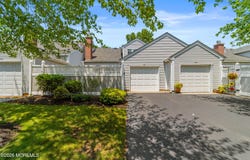 53 Winthrop Road, Monroe, NJ 08831