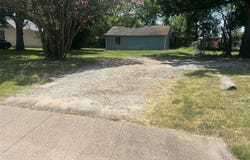 1008 E High Street, Terrell, TX 75160