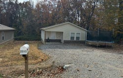 800 Pauline St., Pocahontas, AR 72455