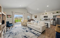 1416 Curtiss Dr, McPherson, KS 67460