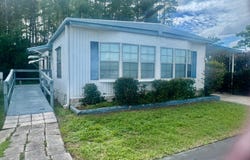 799 E Klosterman Rd, Tarpon Springs, FL 34689