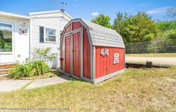 10001 E Goodall Road, Durand, MI 48429