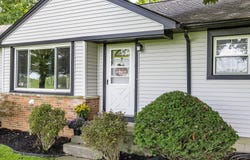 64690 Gratiot Ave, Lenox, MI 48050