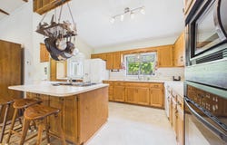 136 LOONEY, Pontiac, MO 65729