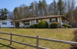 95 Rindone St, Holbrook, MA 02343