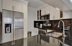 3725 S Ocean Dr, Hollywood, FL 33019