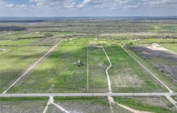1550 Scull Rd, San Marcos, TX 78666