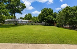 320 N Pace Blvd, Pensacola, FL 32501