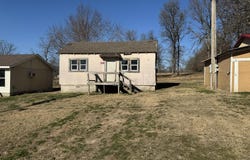 64380 E 327 Road, Grove, OK 74344