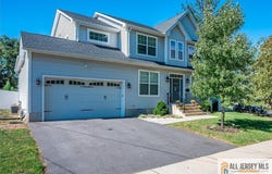 23 Dalton Place, Edison, NJ 08817