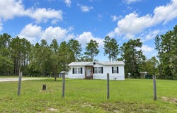 13191 NE 9TH Street, WILLISTON, FL 32696