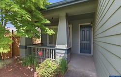 5475 Charles Wy, Eugene, OR 97402