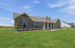 720 County Road 200, Valley View, TX 76272