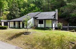 260 Sharon Heights, Forest Hills, KY 41527