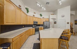 433 W DESERT Avenue, Gilbert, AZ 85233