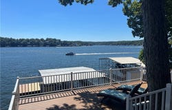 94 Point Supreme Loop, Sunrise Beach, MO 65079