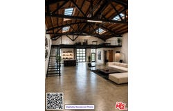 2411 Exposition Pl, Los Angeles, CA 90018