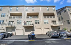709 THOMAS LN, MANASSAS PARK, VA 20111