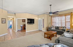 1676 Riverglen Way, Coalinga, CA 93210