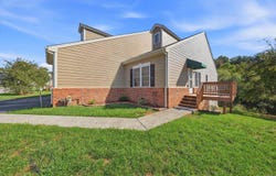 3827 Alexandra Ct, Roanoke, VA 24012