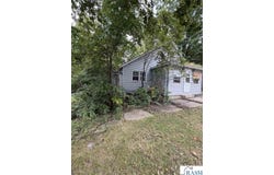 131 N Houk, Good Thunder, MN 56001