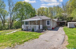 48 Mountain Street, Derby, CT 06418