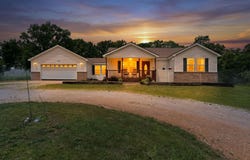 499 Community Drive, Marshfield, MO 65706