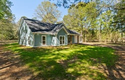 77 Church Dr, LAUREL, MS 39443