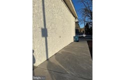 8232 W CHESTER Pike, UPPER DARBY, PA 19082