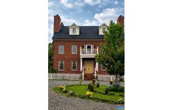 2004 SEVEN MEADOWS LN, APPOMATTOX, VA 24522