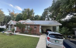 52 E Orange Avenue, DeFuniak Springs, FL 32435