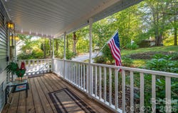 18 Friendly Way, Asheville, NC 28806