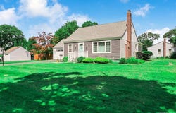 49 Regent Street, Patchogue, NY 11772