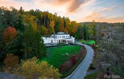 GREENLEAF Drive, Flat Rock, NC 28731