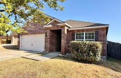118 Chisholm Springs Court, Newark, TX 76071