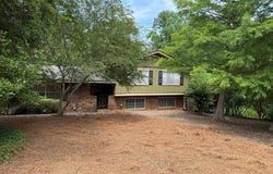 108 Ridgewood Lane, Eufaula, AL 36027