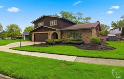 739 Kostner Avenue, Matteson, IL 60443