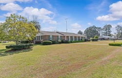 203 Dogwood Avenue, Columbia, AL 36319